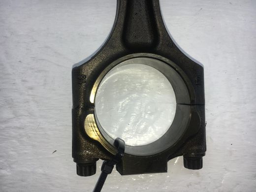 Шатун VOLVO XC60 2008-2013 (з поршнем, для двигуна D5244T) 31339269, 31339269, A