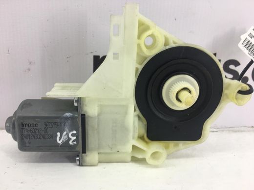 Моторчик склопідйомника задній лівий VOLKSWAGEN PASSAT B7 2010-2014 3CO959703, 3CO959703, A