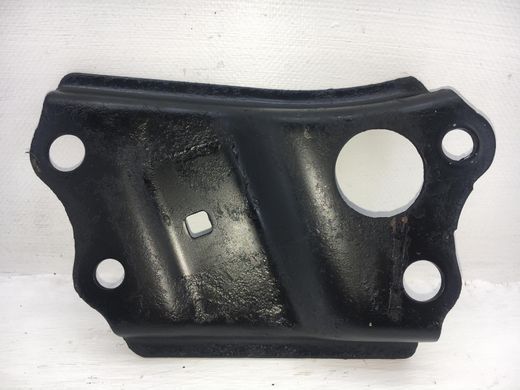 Кронштейн крепления передней балки правый TOYOTA AVENSIS T27 2009-2011 52255-02010, 52255-02010, A