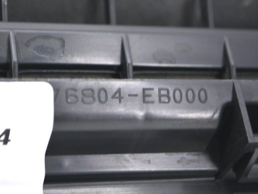 Решітка вентиляційна задня ліва NISSAN NAVARA D40 2005-2010 76804EB000, 76804EB000, A