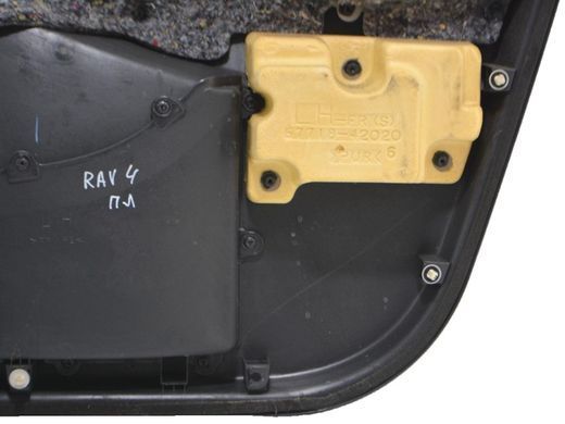 Карта двери передняя левая TOYOTA RAV4 CA30W 2005-2010 67620-42770-B7, 67620-42770-B7, A
