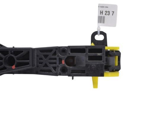 Ручка дверей зовнішня задня ліва TOYOTA AVENSIS T27 2012-2015 (в зборі) 69204-05042, 69204-05042, A