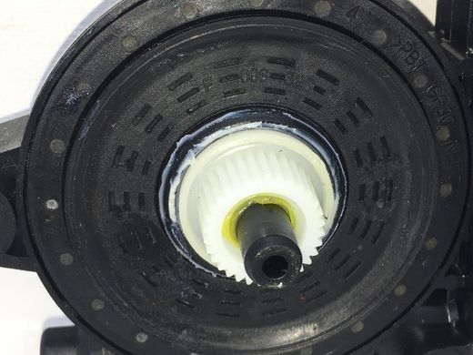 Моторчик склопідйомника передній правий HYUNDAI I40 2011-2015 82460-3Z010, 82460-3Z010, A