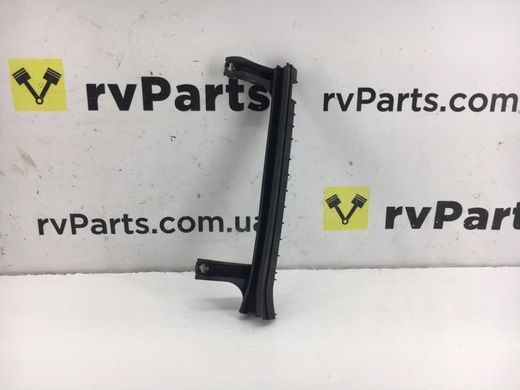 Направляющая стекла двери JEEP RENEGADE 2014- 68247329AA, 68247329AA, A
