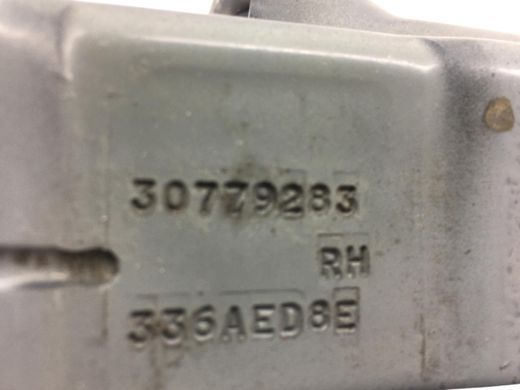 Петля капота права VOLVO XC60 2008-2013 (30779283) 31385815, 31385815, A