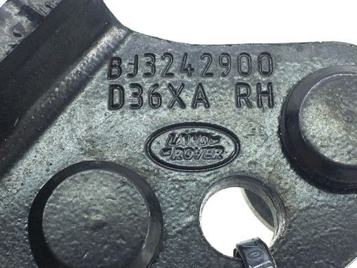 Петля кришки багажника права LAND ROVER RANGE ROVER EVOQUE L538 2011-2015 (BJ3242900) LR051478, LR051478, A