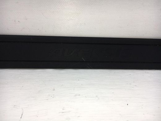 Накладка порога передня ліва внутрішня TOYOTA AVENSIS T27 2009-2011 67912-05040, 67912-05040, B