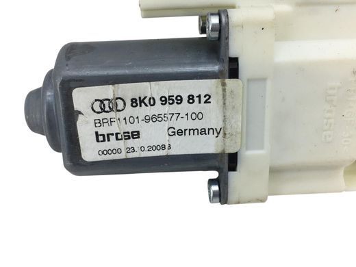 Моторчик стеклоподъемника задний правый AUDI Q5 2008-2012 8K0959812, 8K0959812, A