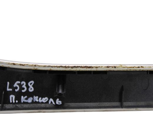 Накладка центральной консоли правая LAND ROVER RANGE ROVER EVOQUE L538 2015-2018 (BJ32044E06AB) LR025624, LR025624, B