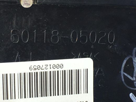 Накладка стойки лобового стекла левая внешняя TOYOTA AVENSIS T27 2009-2011 60118-05020, 60118-05020, B