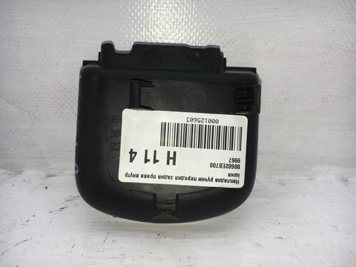 Накладка ручки передня задня права внутрішня NISSAN NAVARA D40 2005-2010 80682EB700, 80682EB700, A