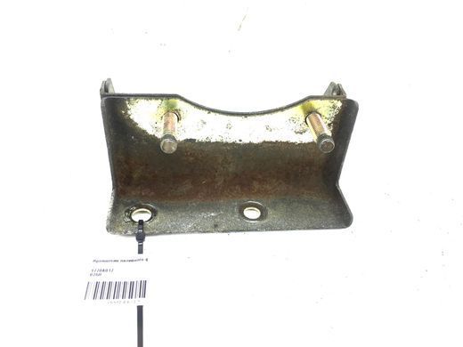 Кронштейн паливного фільтра нижній MITSUBISHI L200 KAOT 2006-2011 1770A017, 1770A017, A