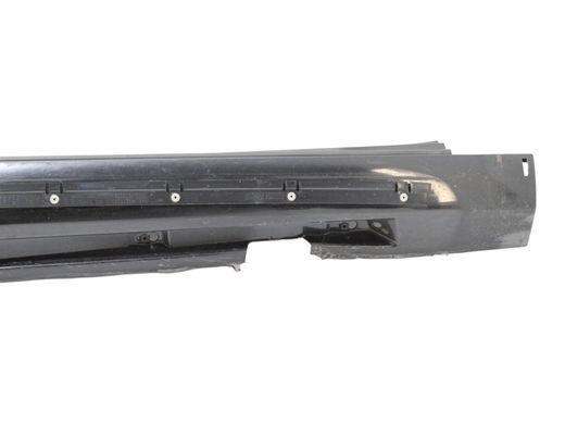 Накладка порога правая внешняя VOLVO V60 Y20 2013-2018 (31333005, 39830418, дефект) 32270137, 32270137, B