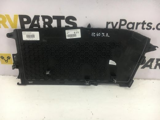 Накладка центральної консолі права VOLVO XC60 2017- 31420762, 31420762, A
