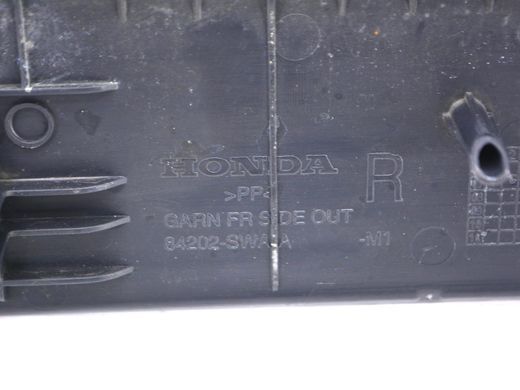 Накладка порога передняя правая внутренняя HONDA CR-V 2006-2010 84202SWAA01ZB, 84202SWAA01ZB, A