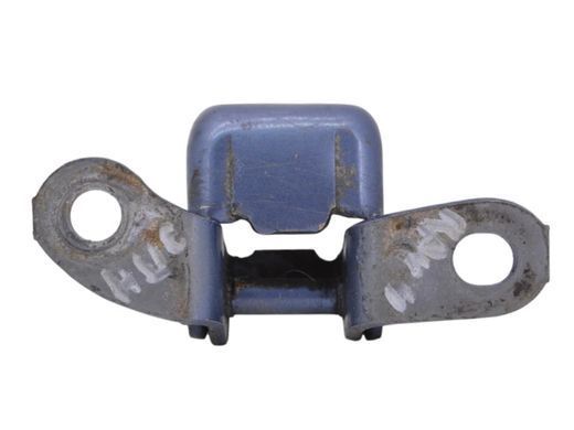 Петля дверей нижня задня права TOYOTA RAV4 CA30W 2005-2010 68770-52030, 68770-52030, A
