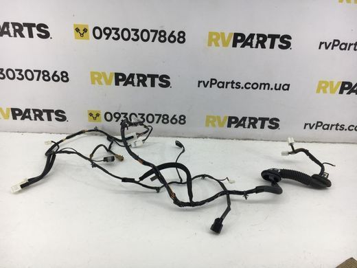 Проводка крышки багажника правая INFINITI QX56 2004-2010 24070ZQ10B, 24070ZQ10B, A