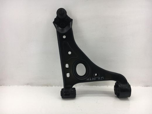 Важіль передньої підвіски правий CHEVROLET TRAX U200 2013-2016 95025705, 95025705, B