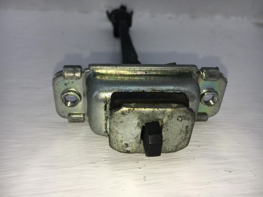 Обмежувач дверей передній правий HYUNDAI SANTA FE CM 2006-2009 79390-2B000, 79390-2B000, A
