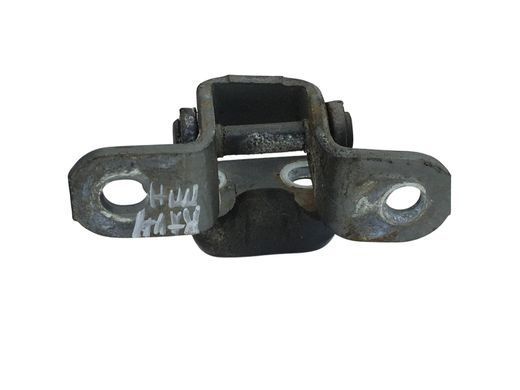 Петля дверей нижня передня права TOYOTA RAV4 CA30W 2005-2010 68730-33020, 68730-33020, A