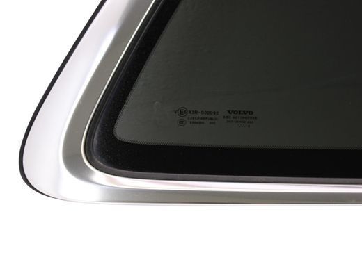 Скло в кузов заднє праве VOLVO XC90 2015-2019 31468147, 31468147, A