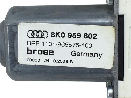 Моторчик стеклоподъемника передний правый AUDI Q5 2008-2012 8K0959802, 8K0959802, A