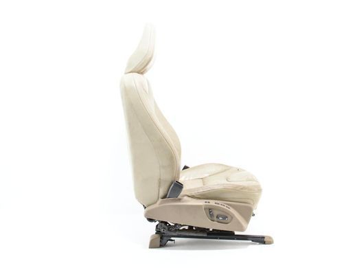 Сидіння переднє праве VOLVO XC60 2008-2013 (електричне, без Airbag, з підголівником) 6841910, 6841910, B