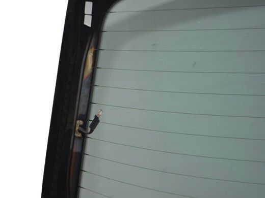 Стекло крышки багажника AUDI Q5 2008-2012 8R0845501A, 8R0845501A, B