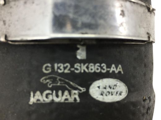 Патрубок интеркулера LAND ROVER RANGE ROVER EVOQUE L551 2018- GJ326K863AA, GJ326K863AA, A