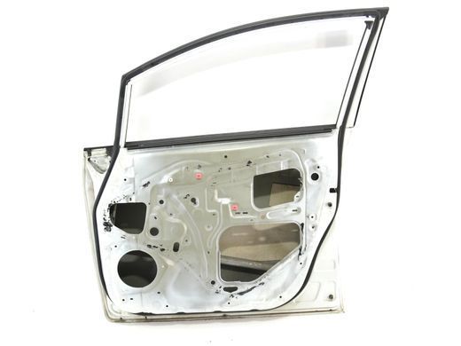 Двері передні праві TOYOTA VERSO WAR20 2012-2018 67111-0F020, 67111-0F020, B
