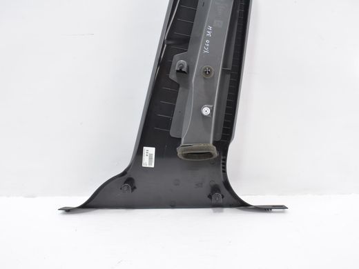 Накладка средней стойки нижняя левая внутренняя VOLVO XC60 2008-2013 (6841930) 39818025, 39818025, B