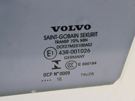 Скло дверей переднє ліве VOLVO XC90 2015-2019 32368729, 32368729, B