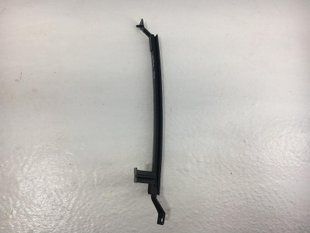 Направляющая стекла двери передняя правая CHEVROLET ORLANDO 2010-2017 95235039, 95235039, A