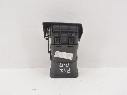 Дефлектор повітряний передній правий VOLVO V50 P12 2010-2012 39888290, 39888290, A