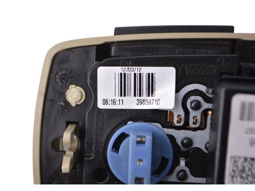 Плафон освітлення салону верхній задній VOLVO XC60 2008-2013 (з датчиком 30659074) 39859710, 39859710, B
