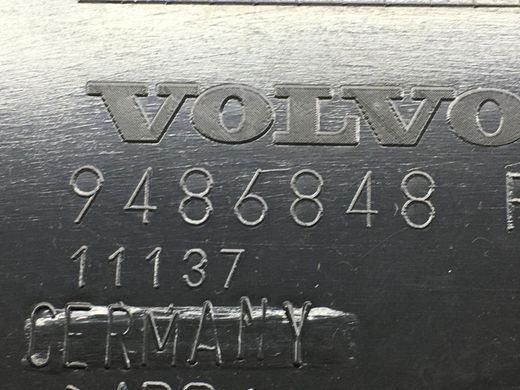 Накладка середньої стійки нижня права внутрішня VOLVO V50 P12 2010-2012 (9486848) 39991961, 39991961, B