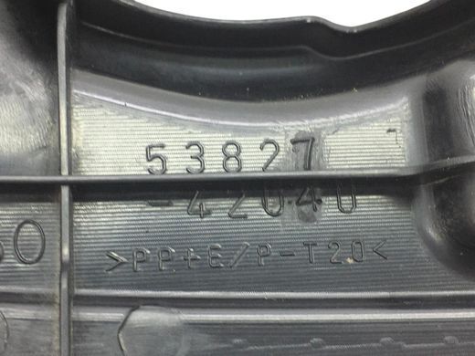 Пыльник переднего крыла передний правый TOYOTA RAV4 CA30W 2005-2010 53827-42040, 53827-42040, A