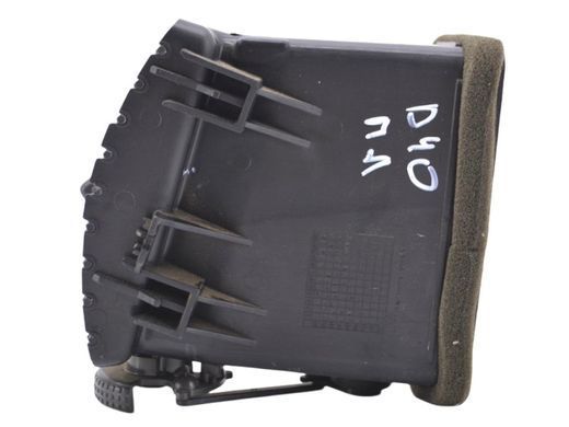 Дефлектор повітряний передній лівий NISSAN NAVARA D40 2005-2010 68761EB31C, 68761EB31C, A
