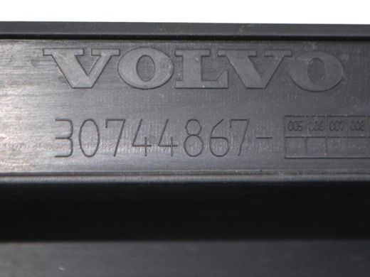 Накладка порога ліва VOLVO XC60 2008-2013 30744867, 30744867, A