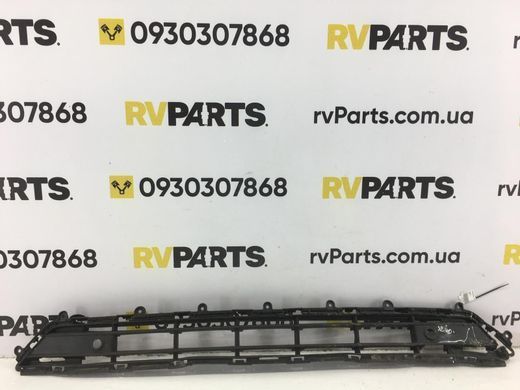 Решетка бампера нижняя VOLVO XC40 2017- (дефект) 31449342, 31449342, C