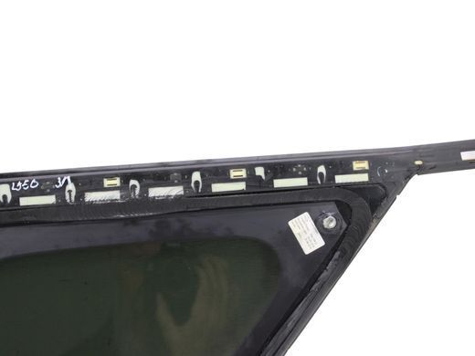 Стекло в кузов левое LAND ROVER DISCOVERY SPORT L550 2014-2019 LR058842, LR058842, A