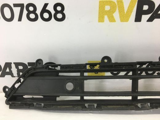 Решетка бампера нижняя VOLVO XC40 2017- (дефект) 31449342, 31449342, C