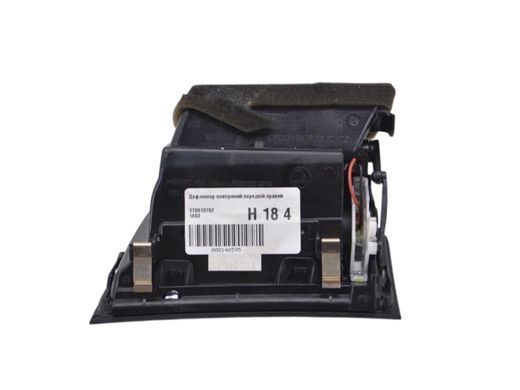 Дефлектор воздушный передний правый SKODA SUPERB 3T 2008&ndash;2013 3T0819702, 3T0819702, B