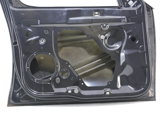 Дверь передняя левые SKODA YETI 2009-2013 (5L0831311, дефект) 5L0831055, 5L0831055, B
