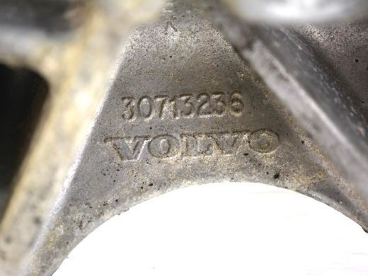 Кронштейн раздаточной коробки VOLVO XC60 2008-2013 30713236, 30713236, A