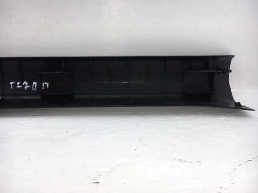 Накладка порога передняя правая внутренняя TOYOTA AVENSIS T27 2009-2011 67913-05060-C0, 67913-05060-C0, B