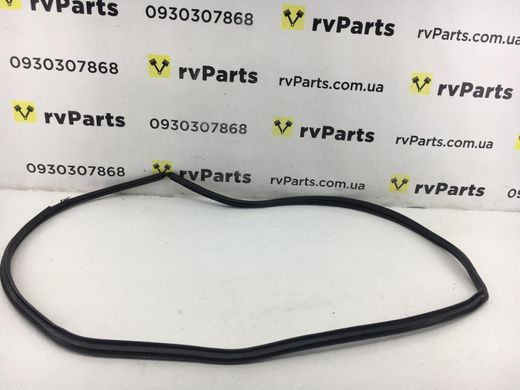 Ущільнювач дверей задній правий TOYOTA AVENSIS T27 2009-2011 62331-05110-C0, 62331-05110-C0, A