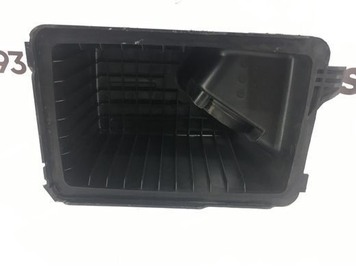 Корпус воздушного фильтра верхний HYUNDAI SANTA FE CM 2006-2009 28111-2B200, 28111-2B200, A