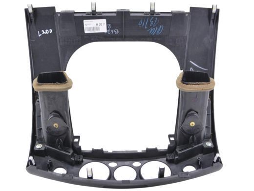Накладка торпедо MITSUBISHI L200 KAOT 2006-2011 (в зборі з дефлекторами MN123716XA, MN123715XA) MN179802XA, MN179802XA, A