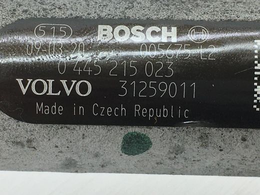 Топливная рампа VOLVO XC60 2008-2013 (в зборі з датчиками 0281002952, 30777576) 31259011, 31259011, A